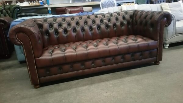 MANCHESTER CHESTERFIELD - Classic Chesterfield
