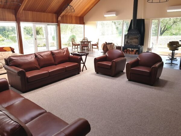 MADISON SOFA - Classic Chesterfield
