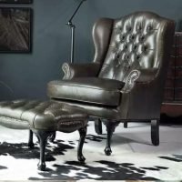 ROMSEY WING CHAIR & OTTOMAN - Classic Chesterfield