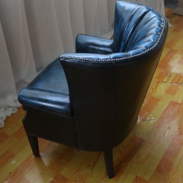 SHELL CHAIR CHESTERFIELD - Classic Chesterfield