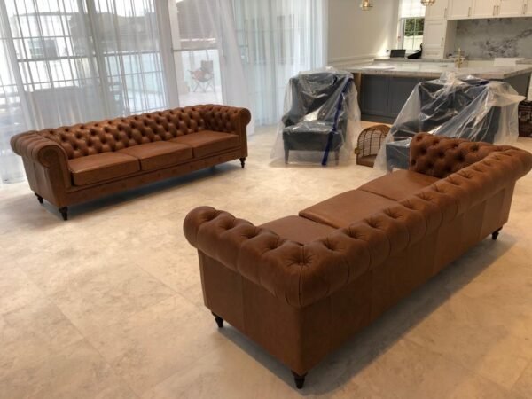 WATERLOO  CHESTERFIELD - Classic Chesterfield