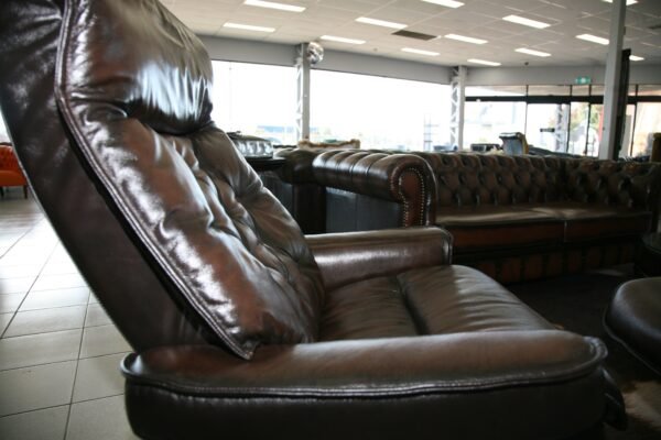 Mourad Chair & Ottoman - Classic Chesterfield