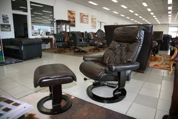 Mourad Chair & Ottoman - Classic Chesterfield