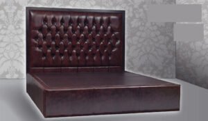 ITALIA  BED CHESTERFIELD - Classic Chesterfield