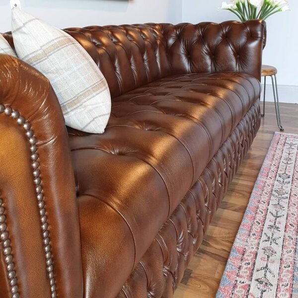 MANCHESTER CHESTERFIELD - Classic Chesterfield
